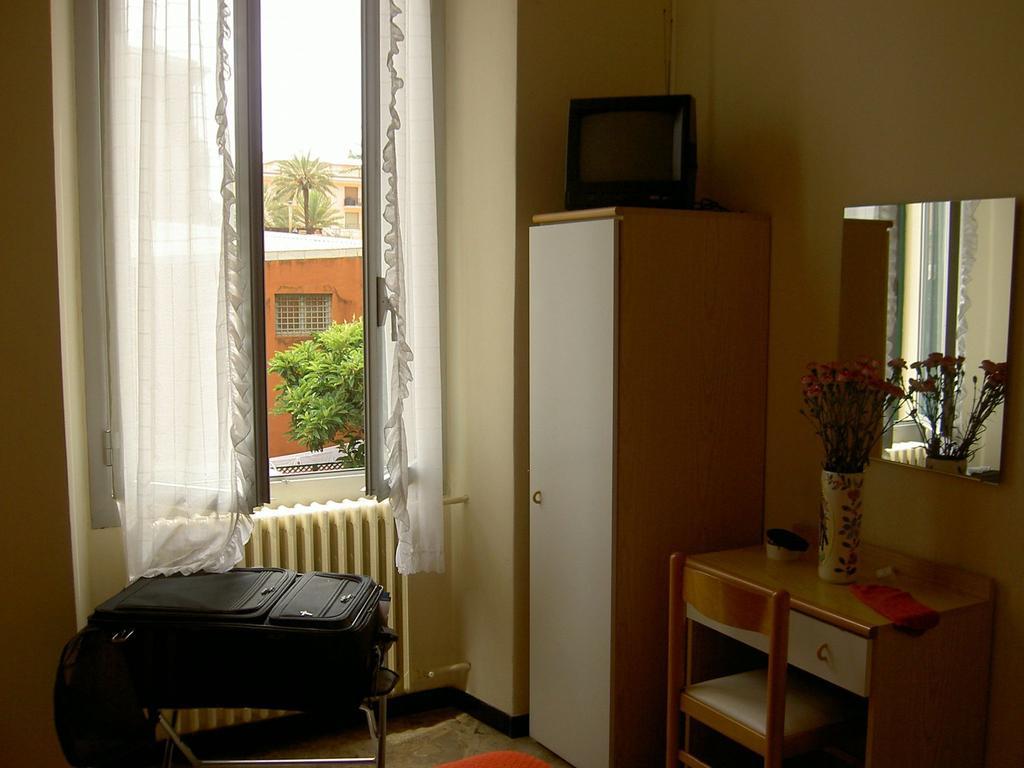 Albergo Kristina Bordighera Exterior photo